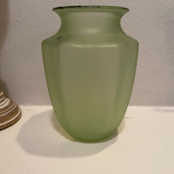 Antique Uranium Depression Glass - Picture 5 of 9